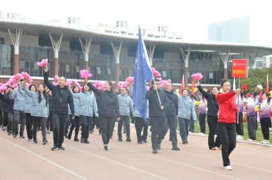 beat365英国官方网站第40届运动会教职工风采组图（一）